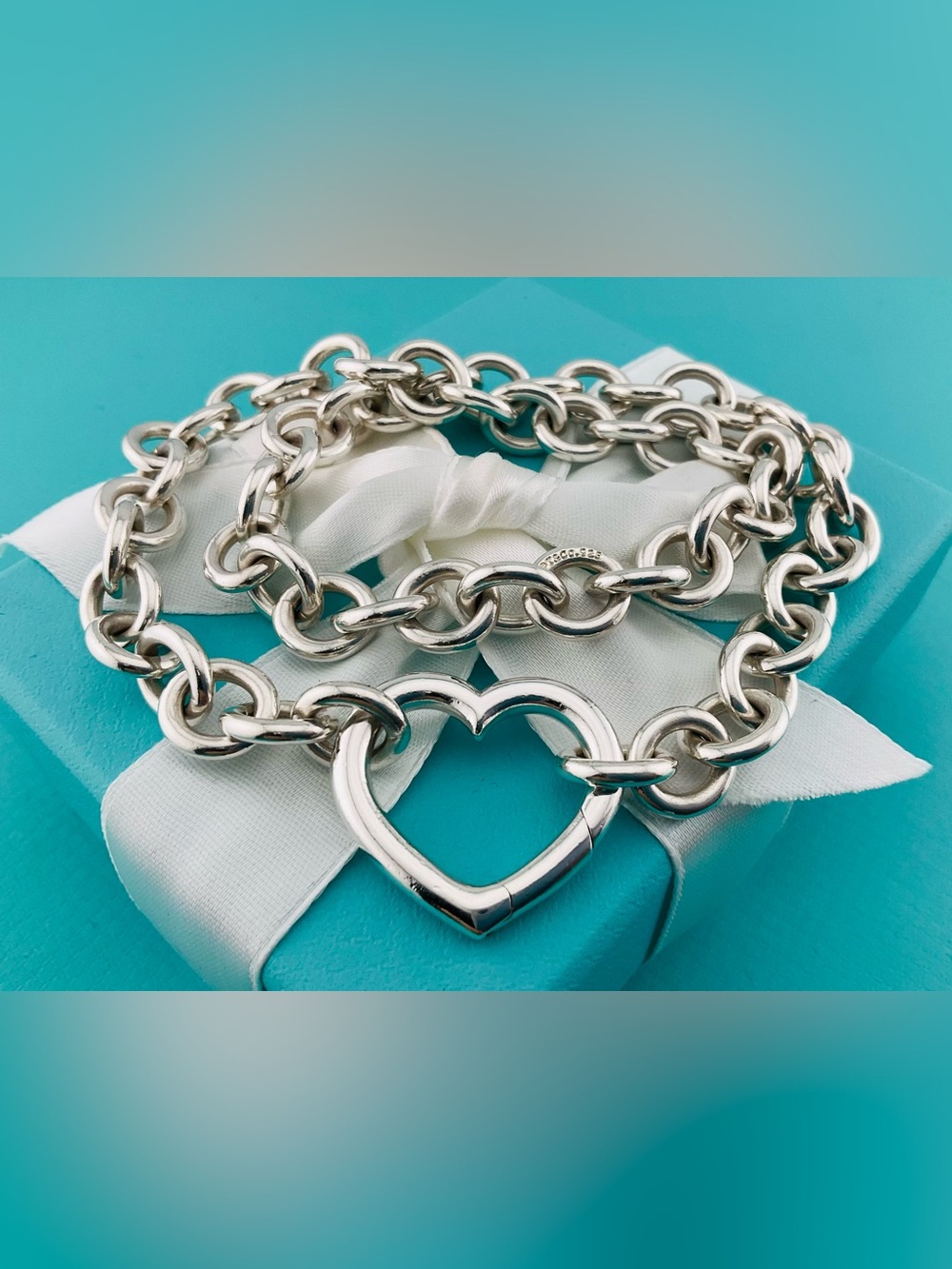 Tiffany Clasping Heart Necklace